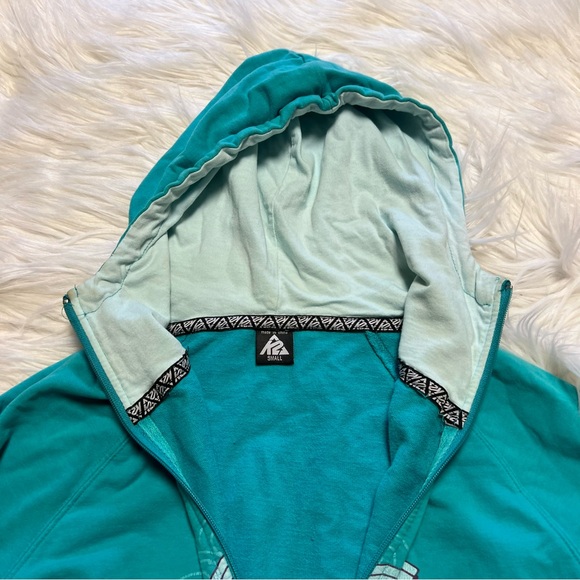 ⭐️5/30$⭐️ K2 hoodie - Picture 3 of 5